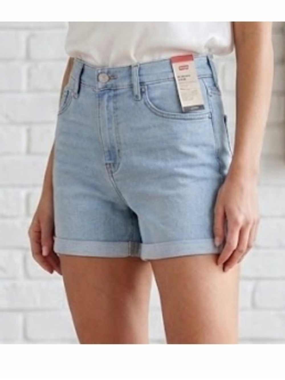 Levi’s Jean Shorts NWT New Stretch Mid Length Hypersoft Mid Rise Size 18 / 34